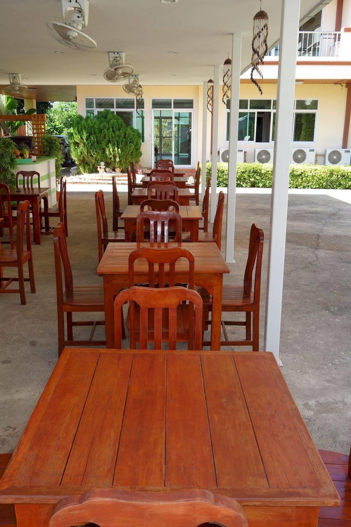 Jungle Resort Jomtien Exterior foto